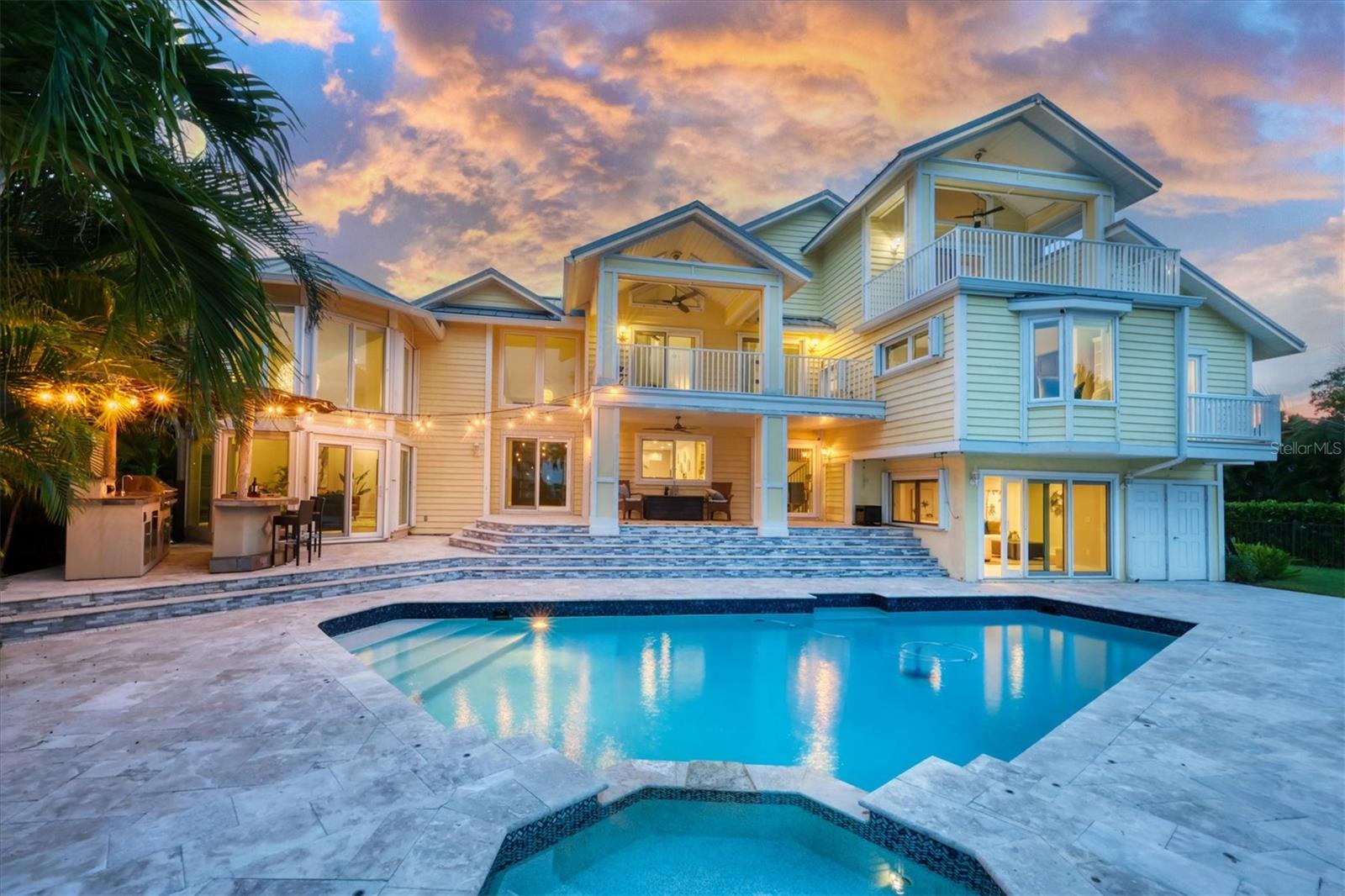 SIESTA COVE - Residential