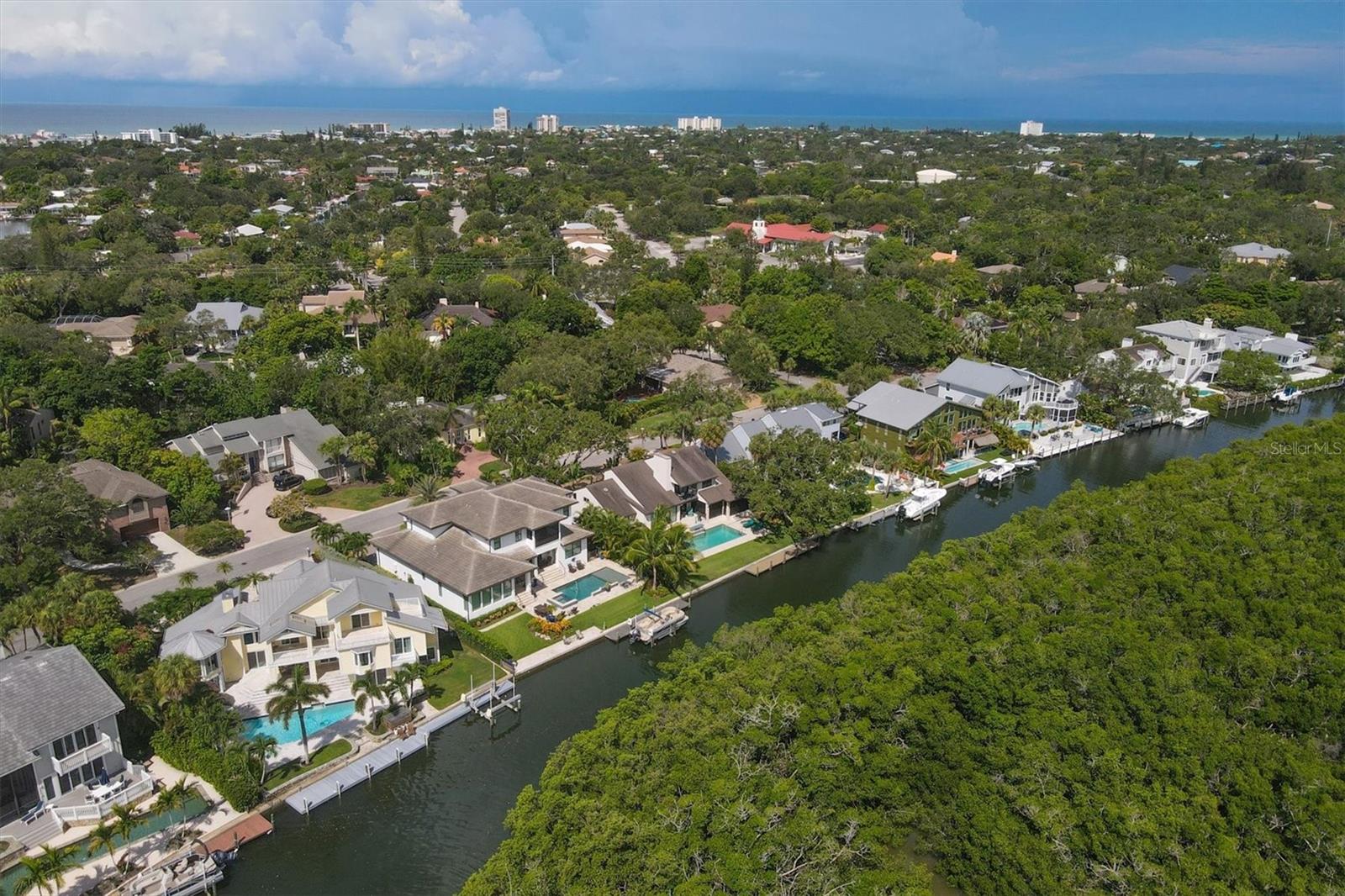 SIESTA COVE - Residential
