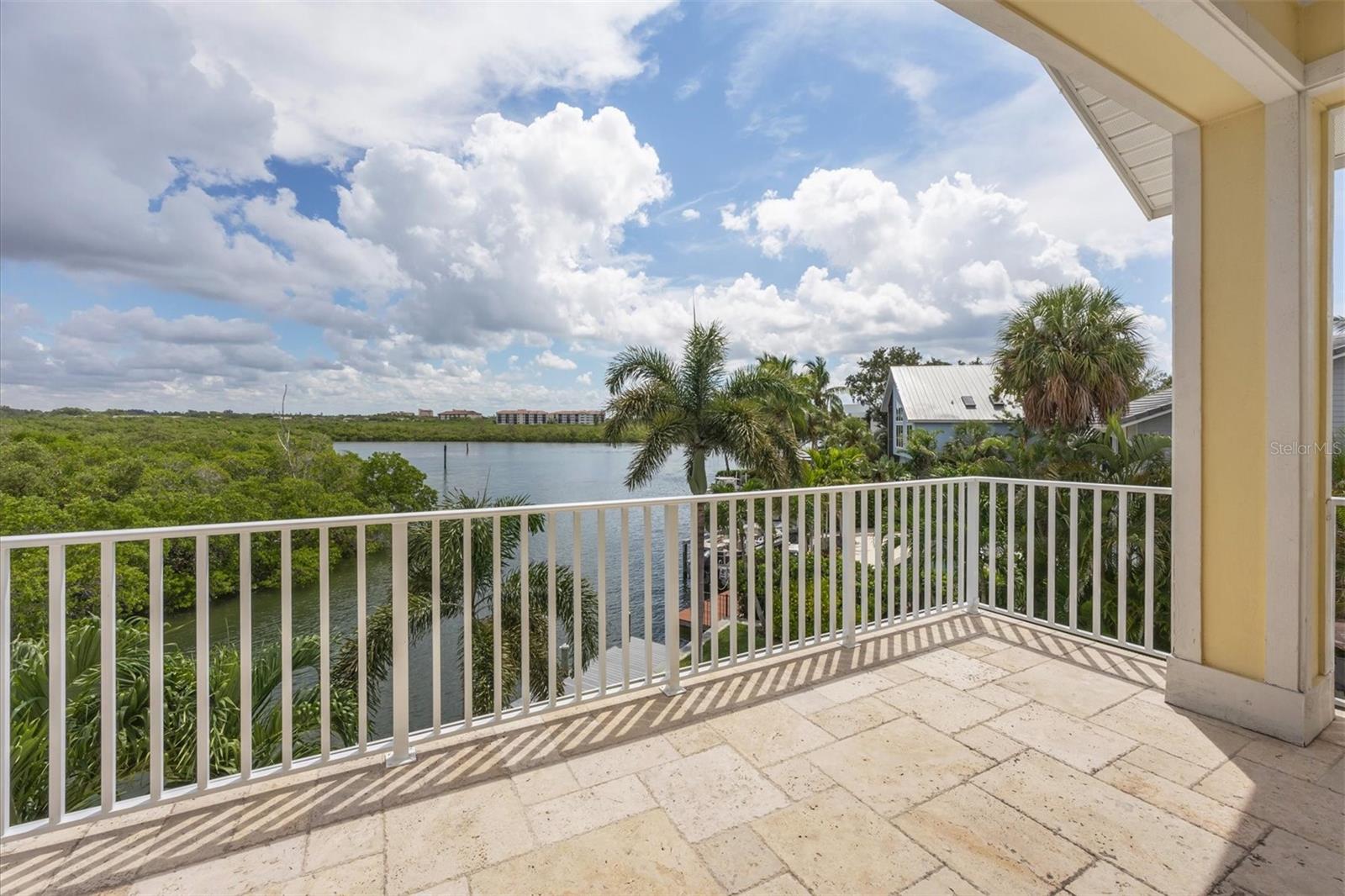 SIESTA COVE - Residential