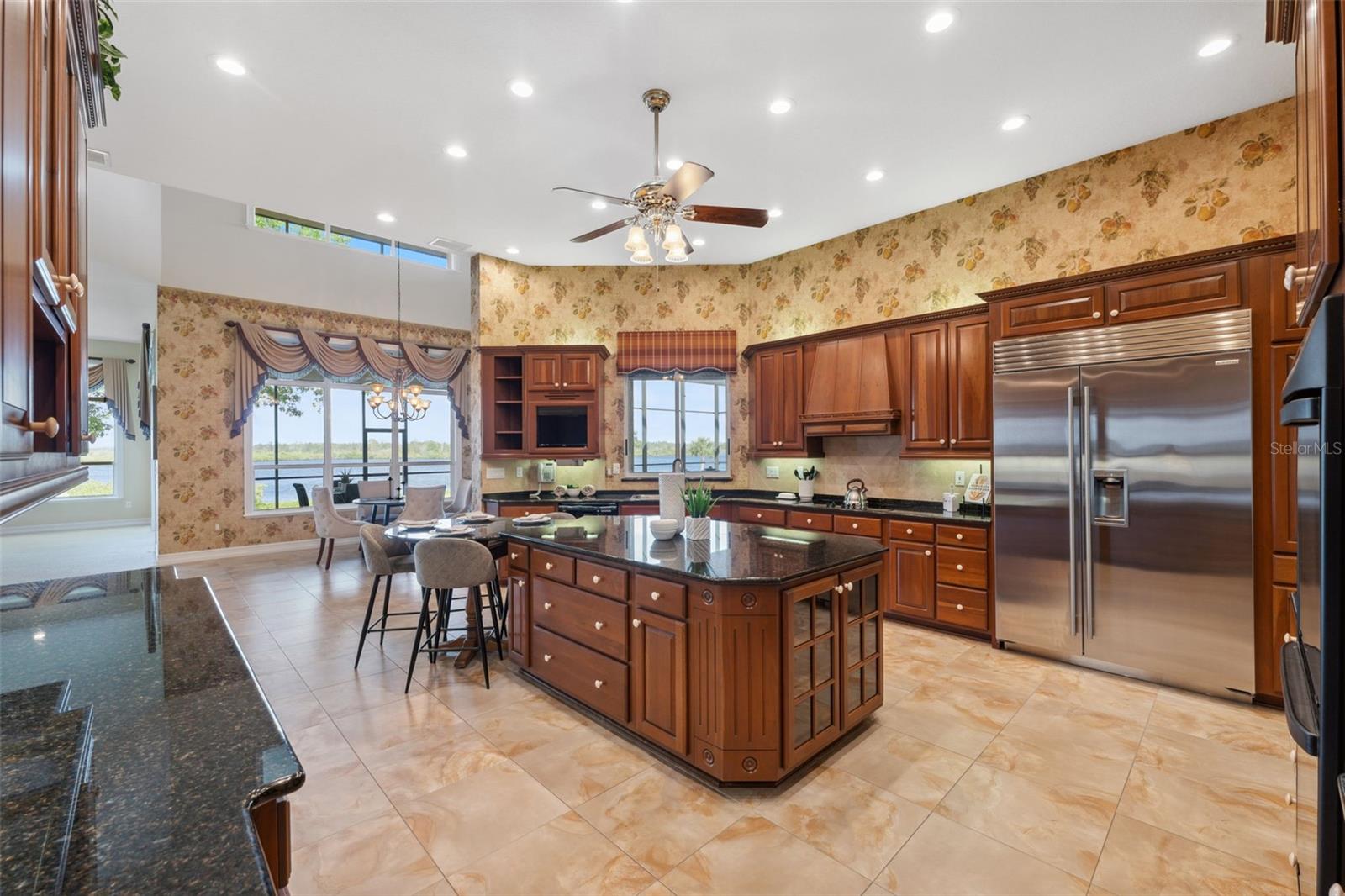 SAIL HARBOR - Residential