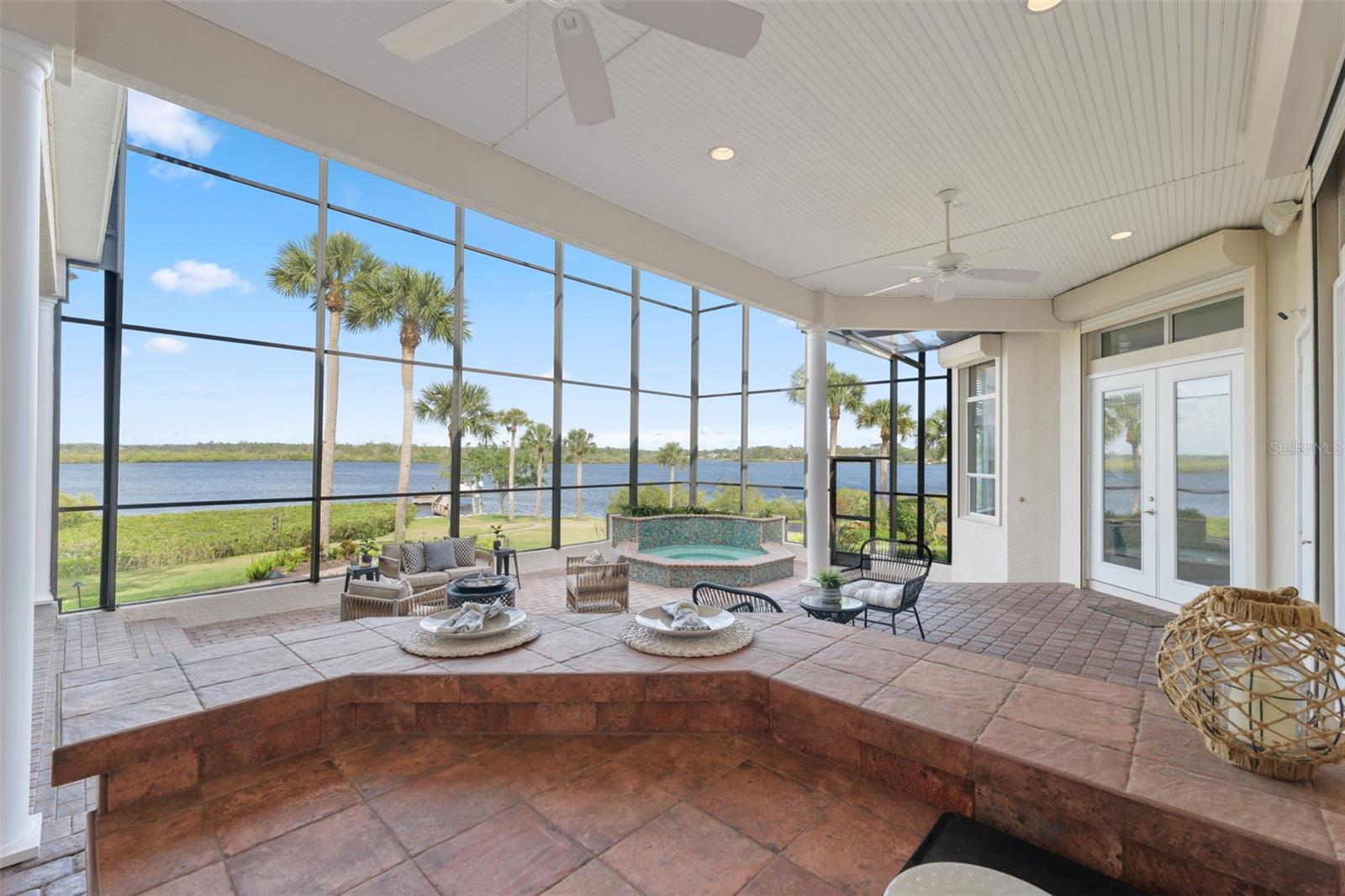 SAIL HARBOR - Residential