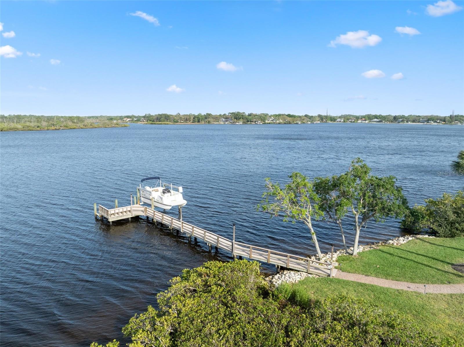 SAIL HARBOR - Residential