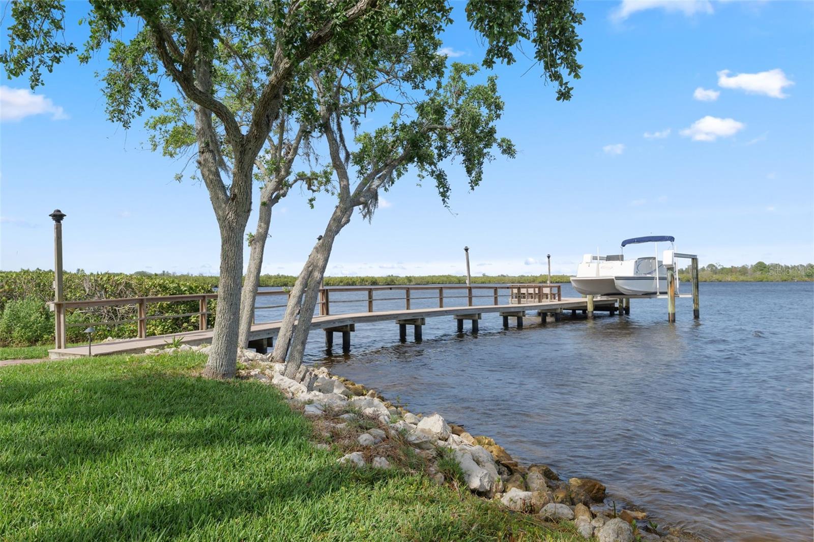 SAIL HARBOR - Residential