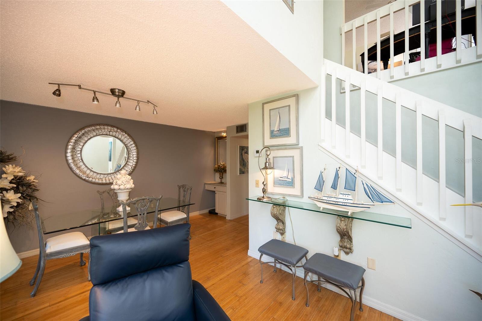 WINDSONG SUB - Residential