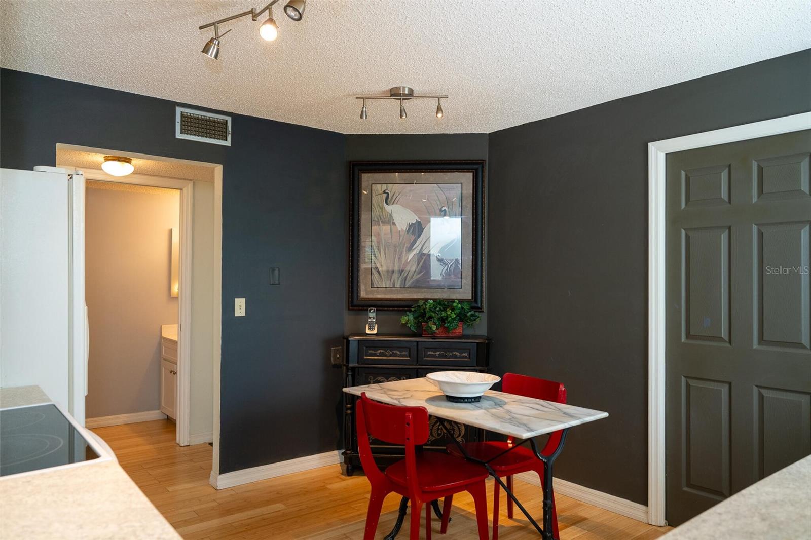 WINDSONG SUB - Residential