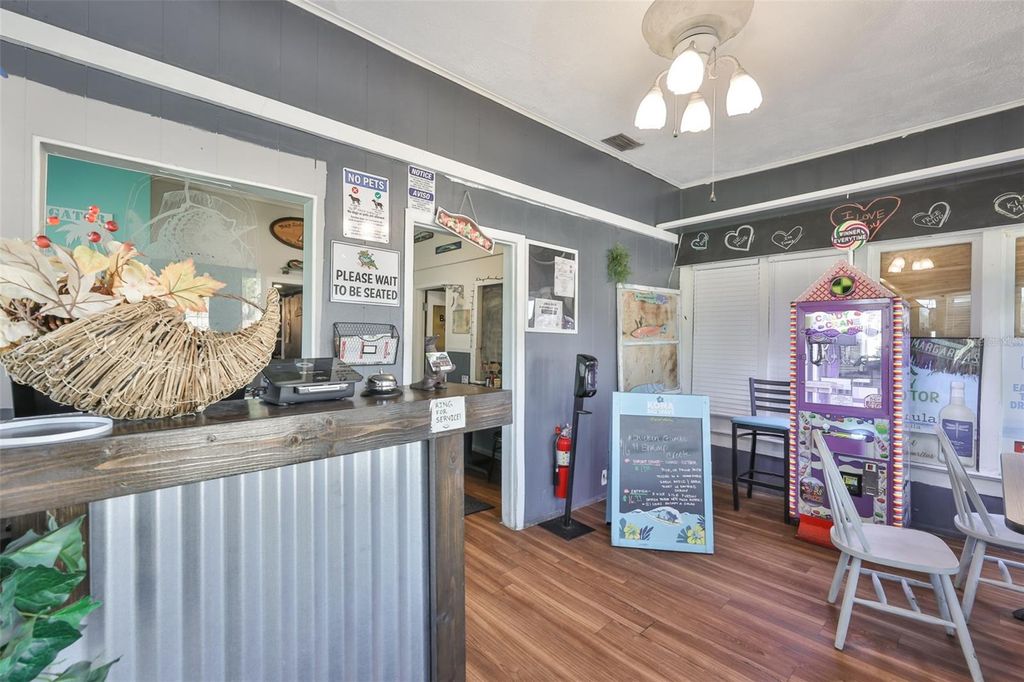 Photo of 102 W Shell Point Road, Ruskin, FL 33570 (MLS # TB8449064)