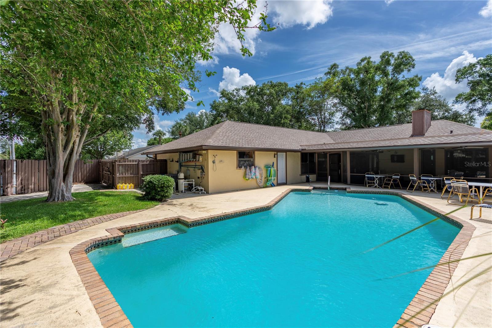 GREENVIEW AT DOVER - Residential