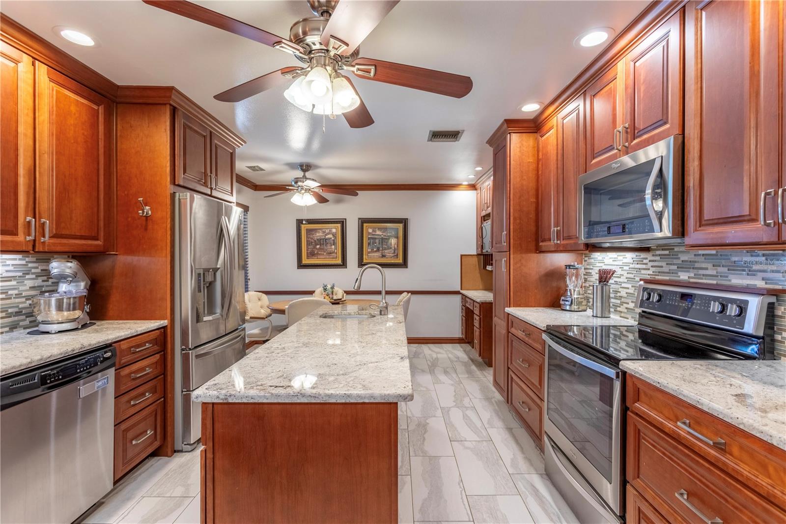 GREENVIEW AT DOVER - Residential