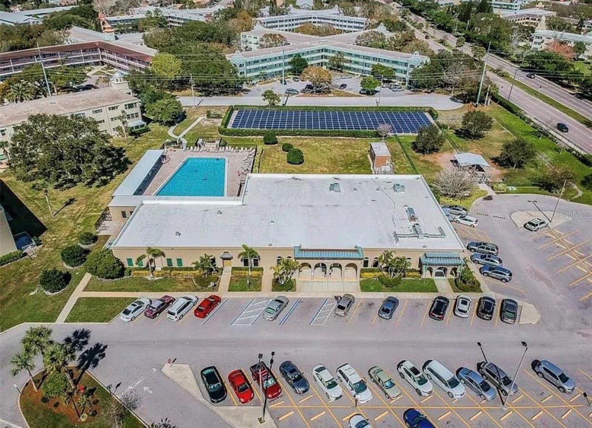 ON TOP OF THE WORLD - Residential Lease