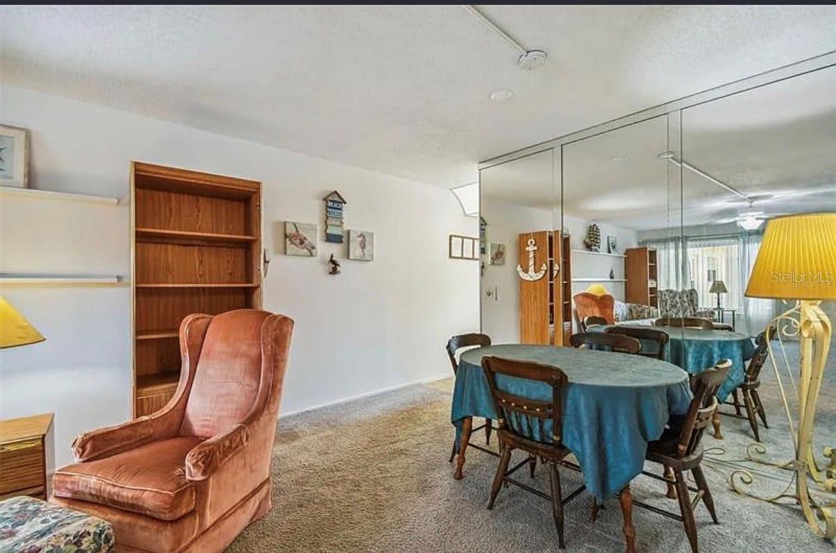 ON TOP OF THE WORLD - Residential Lease