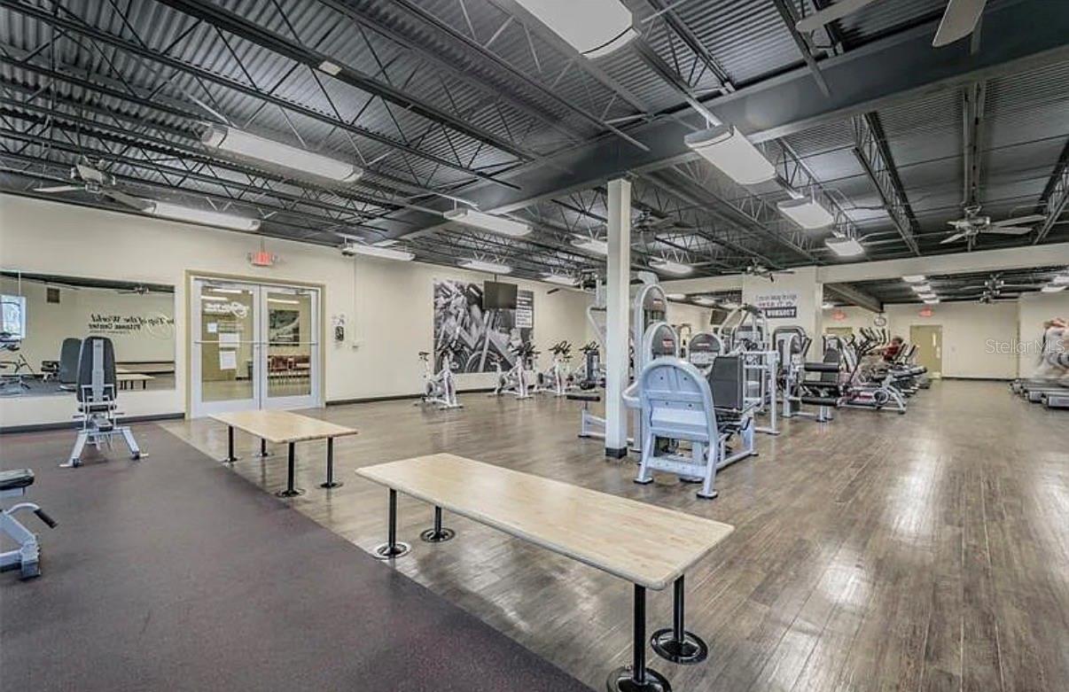 ON TOP OF THE WORLD - Residential Lease