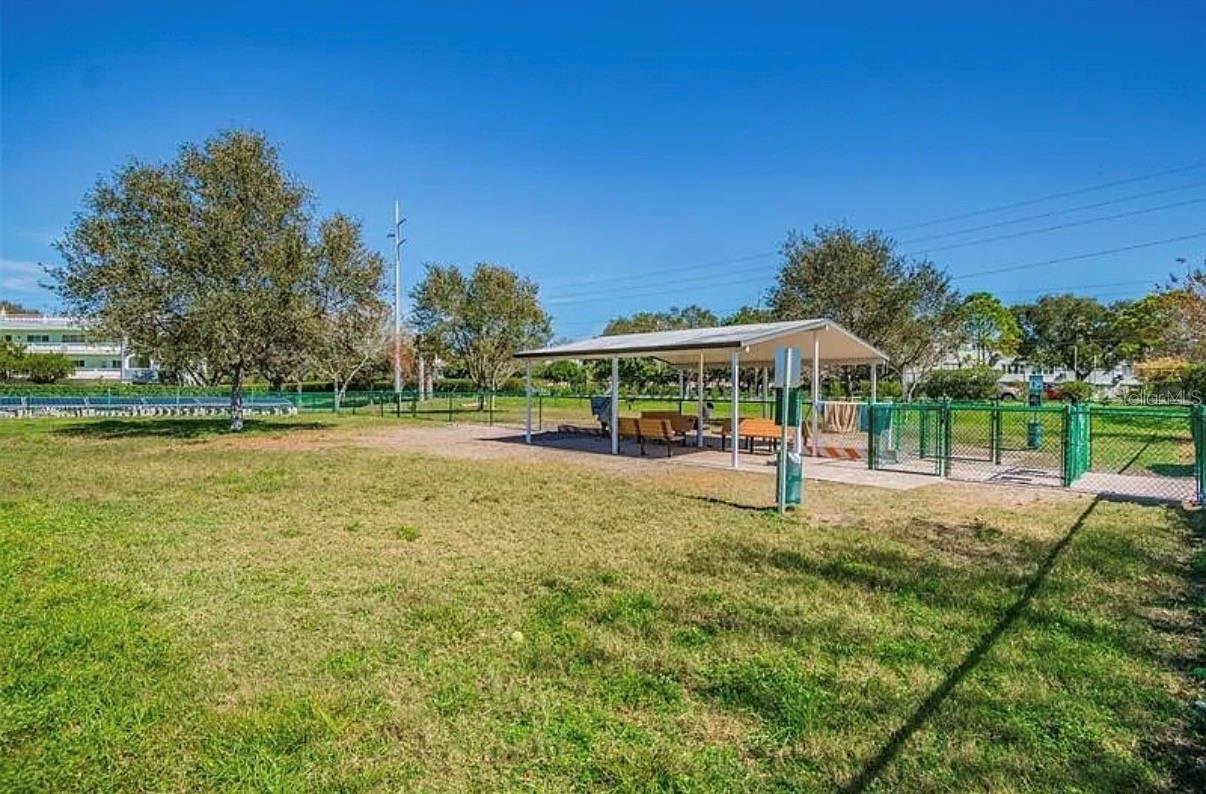 ON TOP OF THE WORLD - Residential Lease