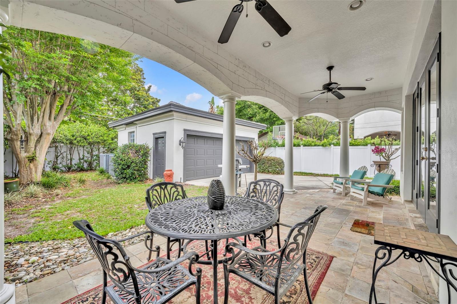 EDGEWATER MANOR - Residential