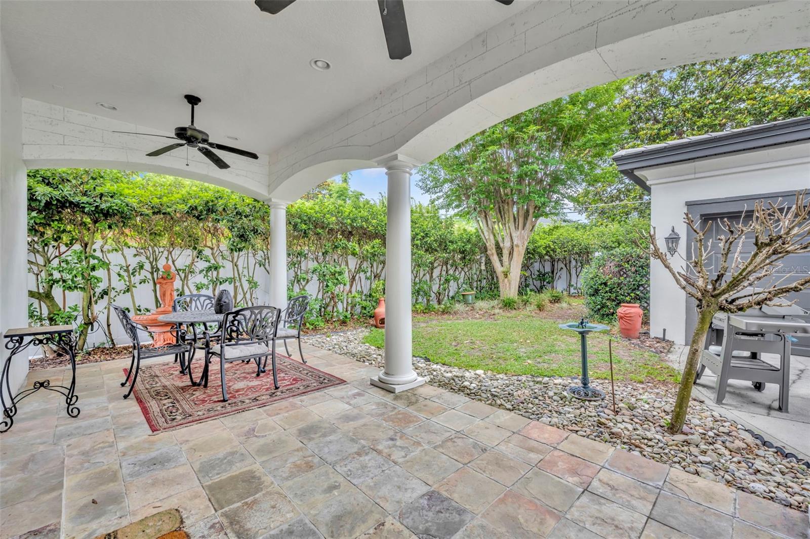 EDGEWATER MANOR - Residential