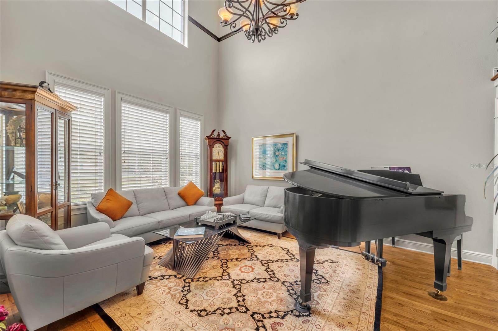 EDGEWATER MANOR - Residential