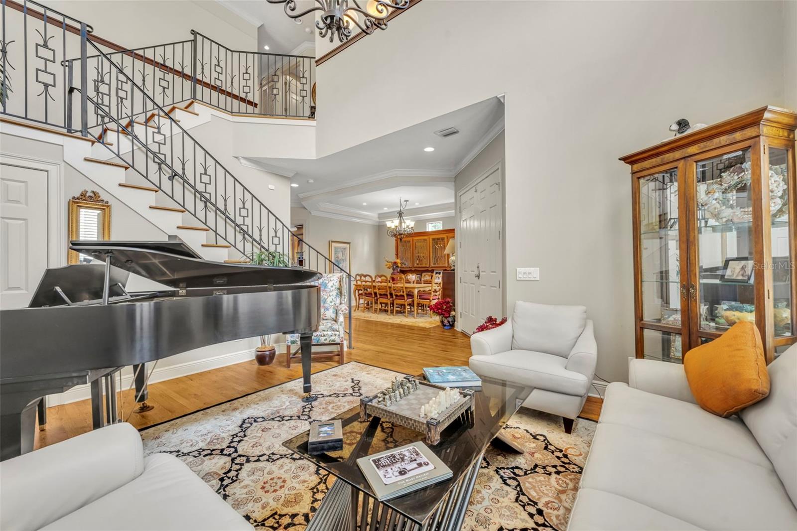 EDGEWATER MANOR - Residential