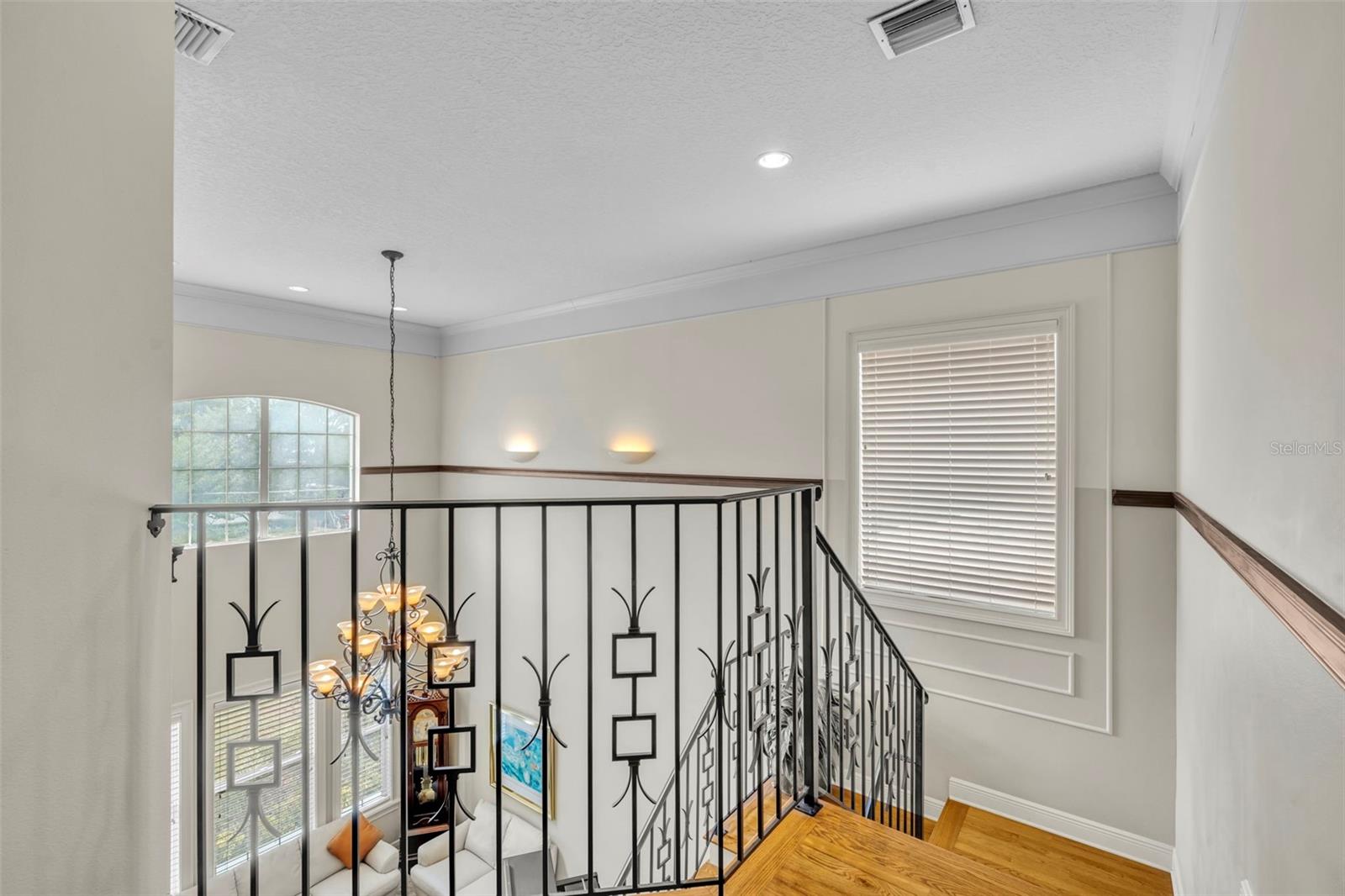 EDGEWATER MANOR - Residential