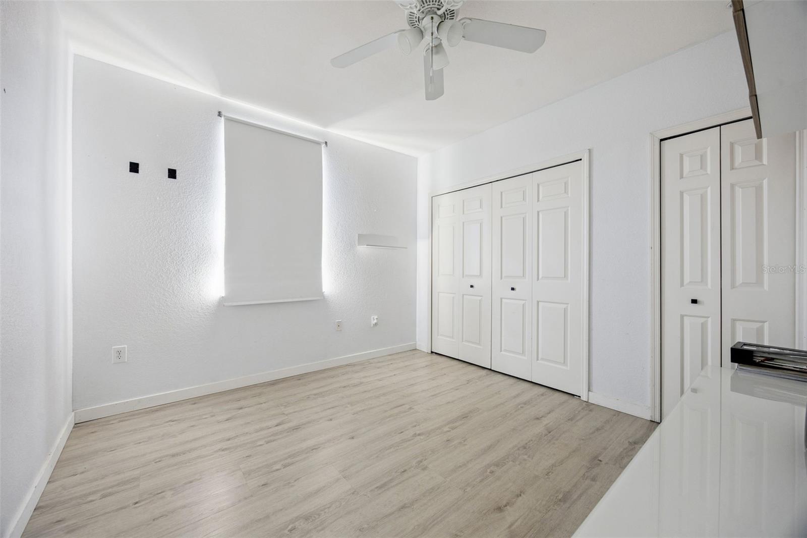 REGISTRY/MICHIGAN PARK CONDO - Residential