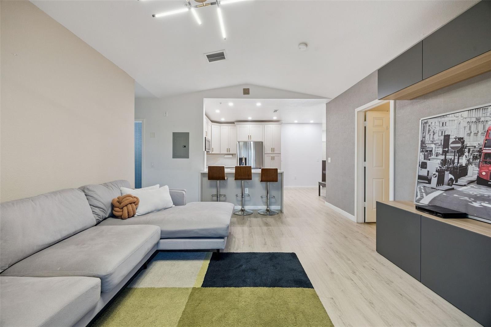 5550 E MICHIGAN STREET 2321