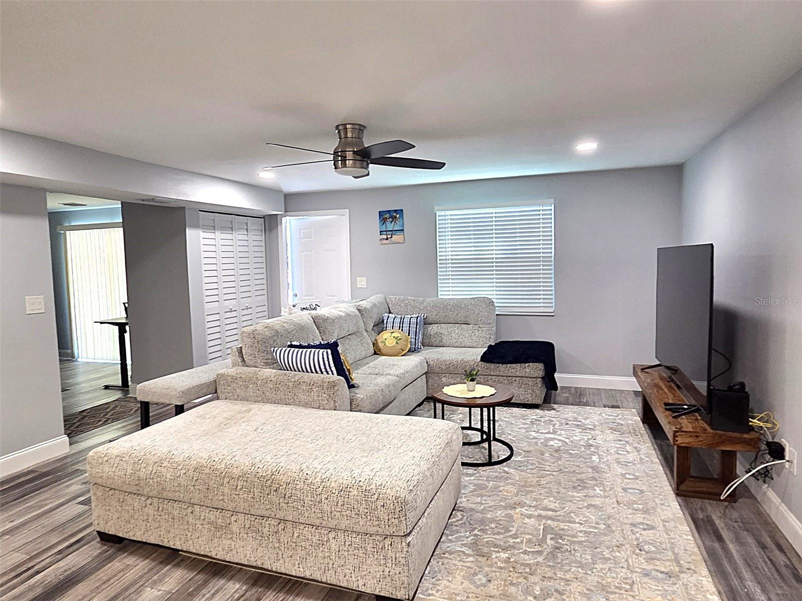 5105 TANGERINE AVENUE S