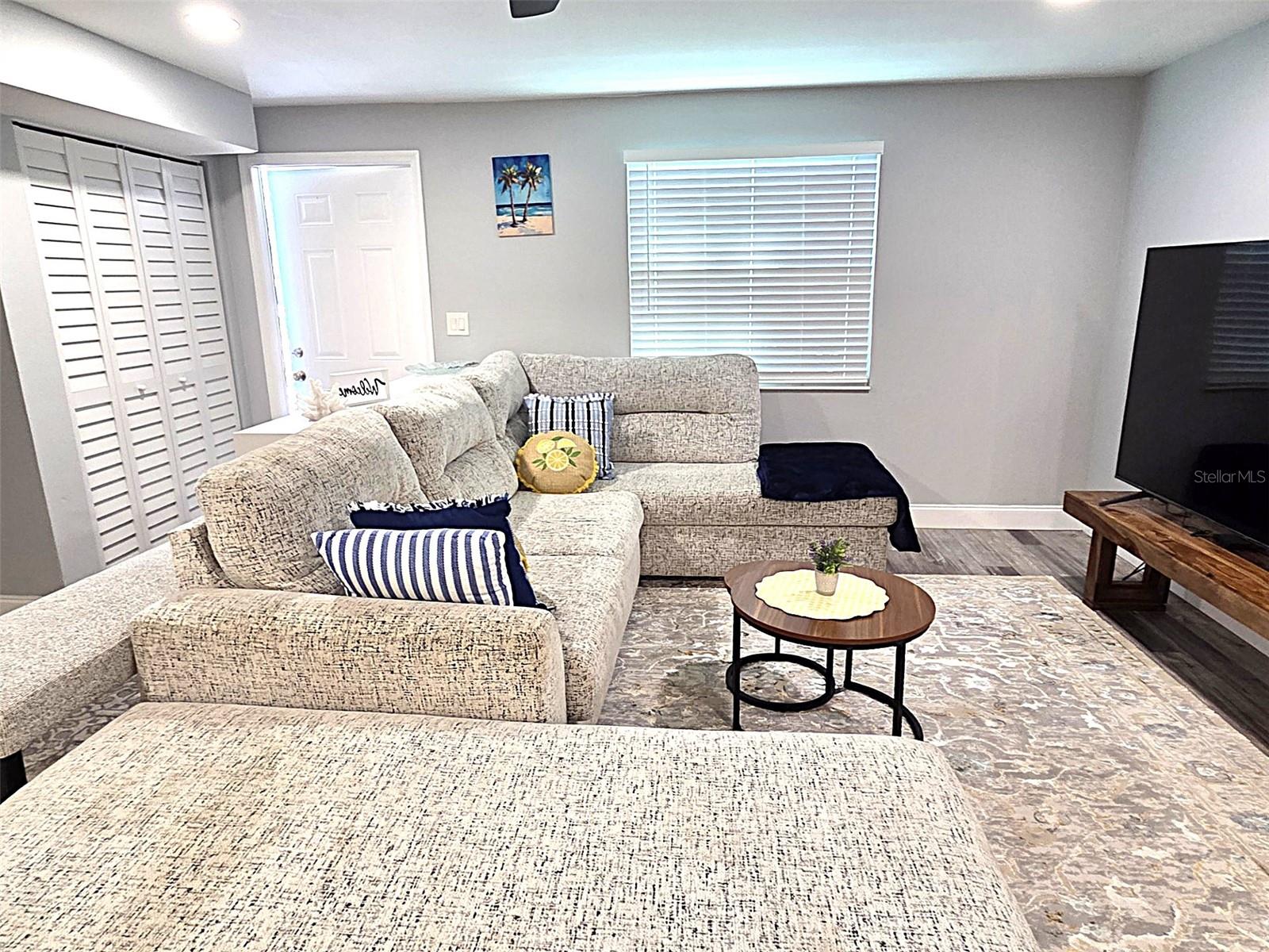 5105 TANGERINE AVENUE S