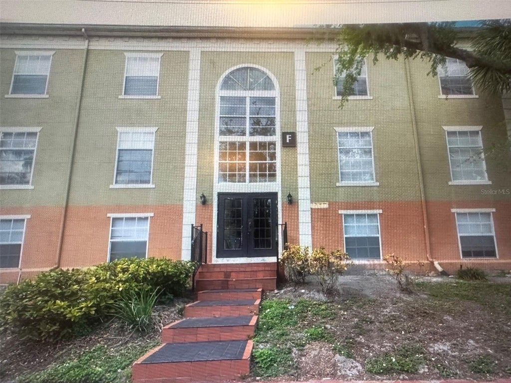 Photo of 4007 Versailles Drive #4007F, Orlando, FL 32808 (MLS # S5156953)