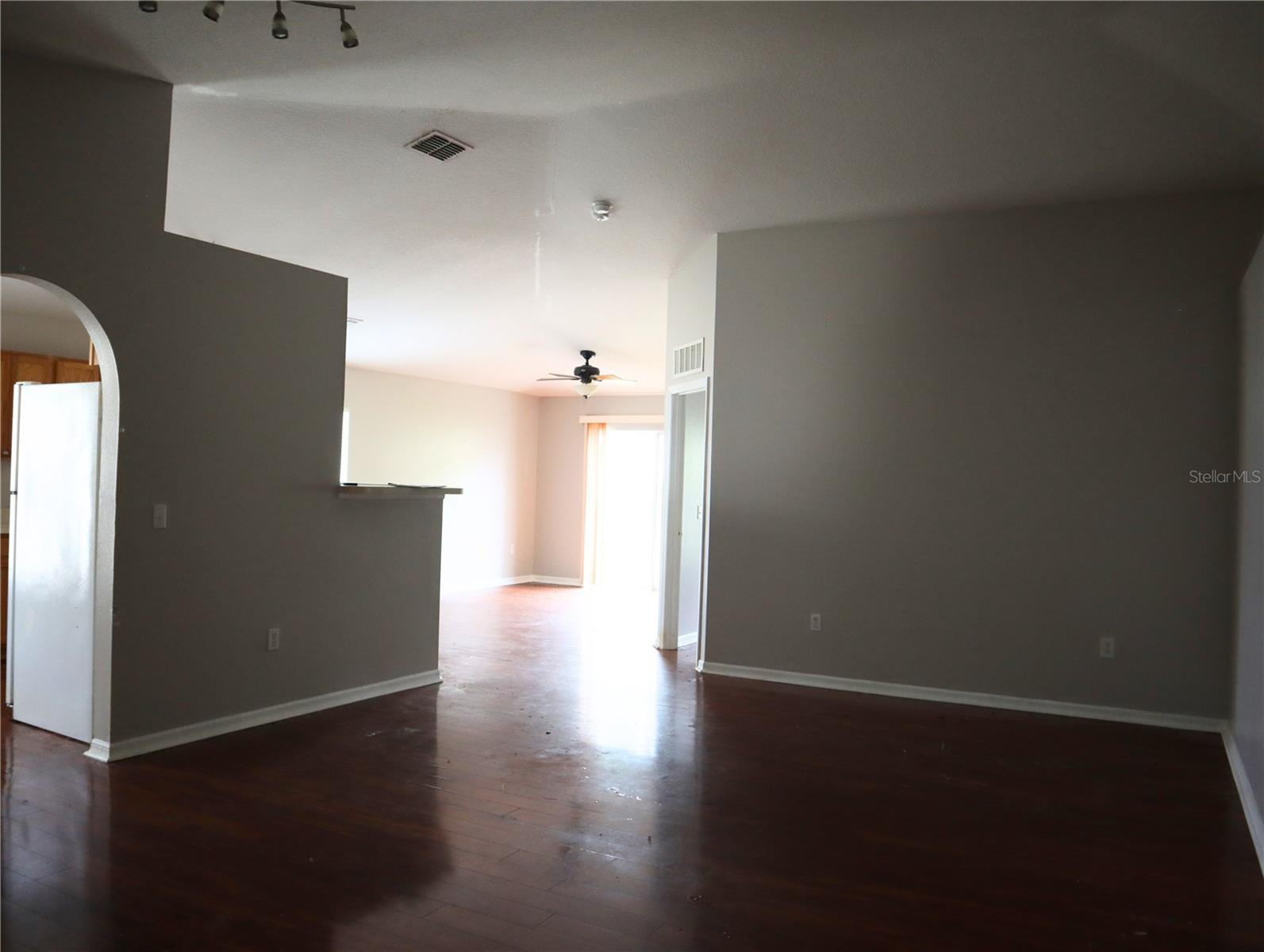 RIDGE DUNDEE - Residential