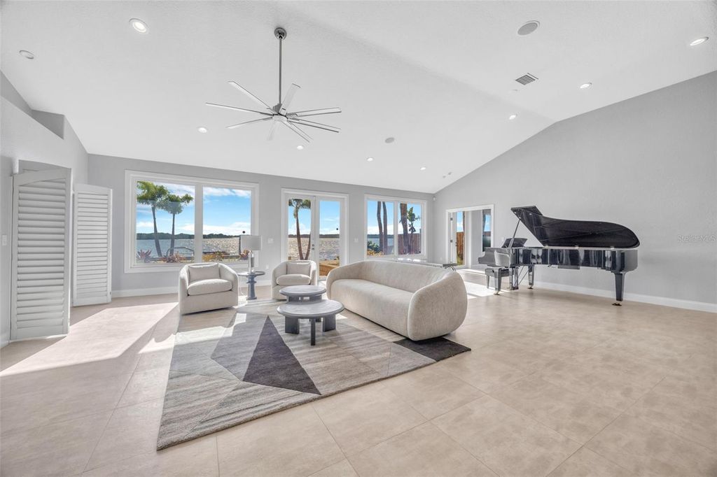 Photo of 8400 35th Avenue N, St Petersburg, FL 33710 (MLS # TB8409145)