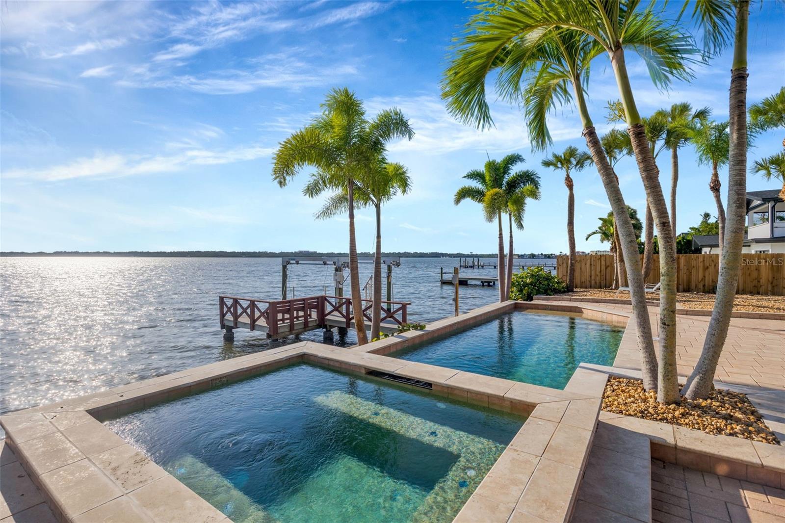 COLONIAL LANE JUNGLE ADD PT REP - Residential