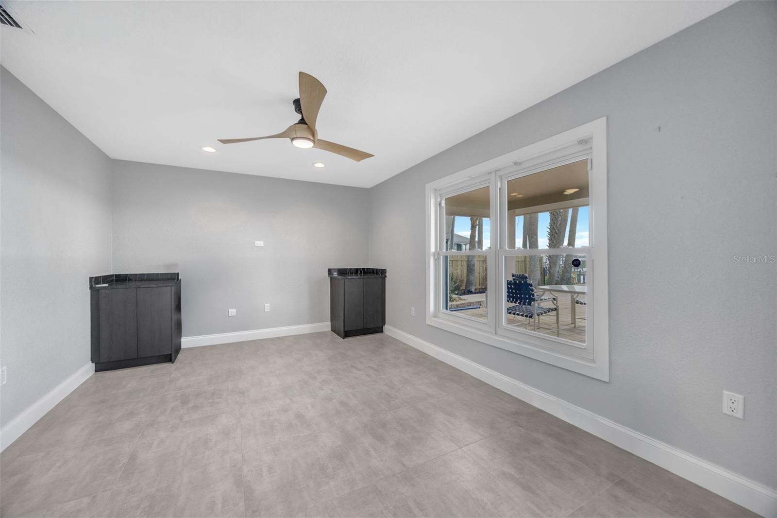 COLONIAL LANE JUNGLE ADD PT REP - Residential