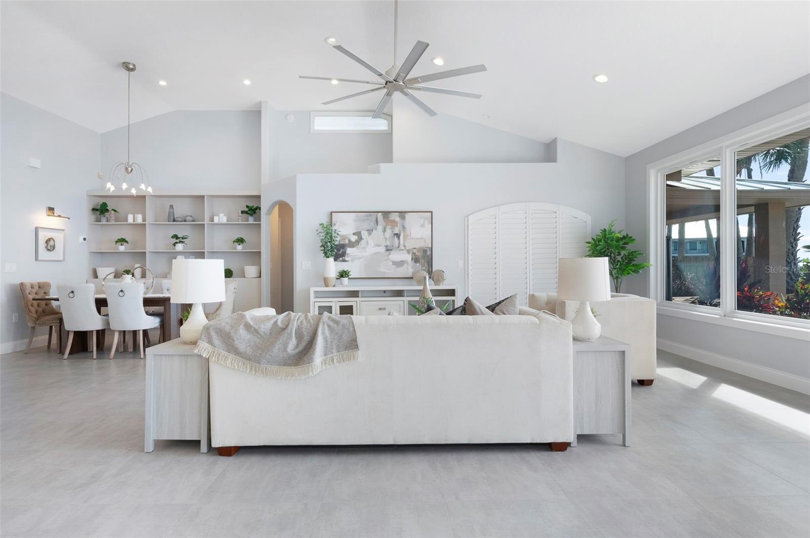 COLONIAL LANE JUNGLE ADD PT REP - Residential