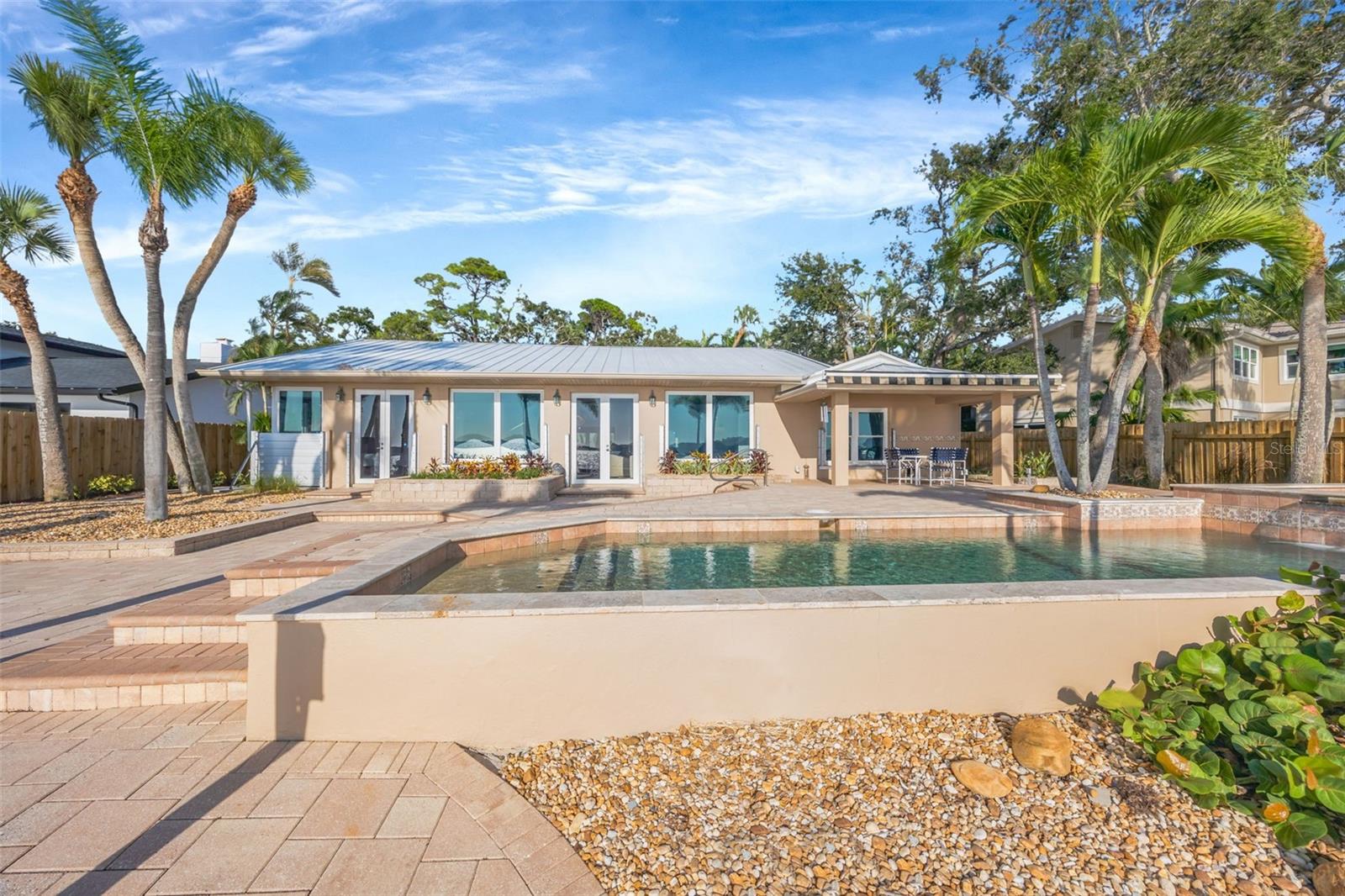 COLONIAL LANE JUNGLE ADD PT REP - Residential