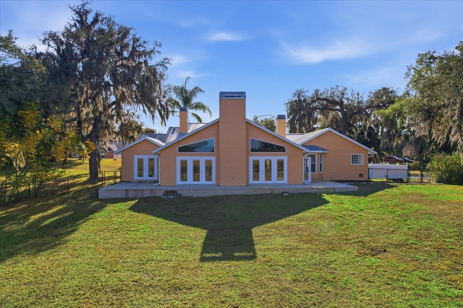 SWEETWATER POINTE - Residential