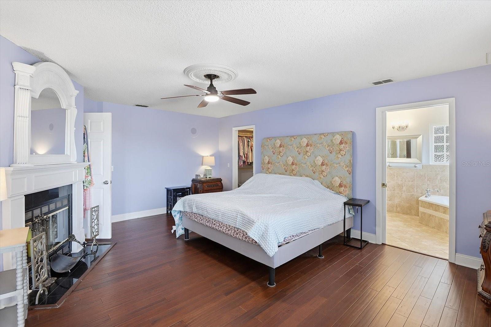 SWEETWATER POINTE - Residential