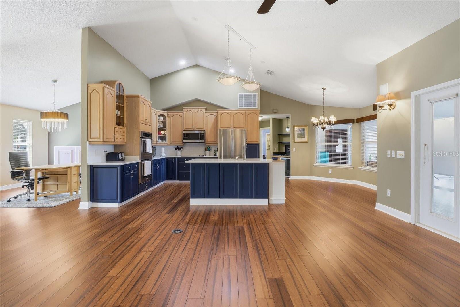 SWEETWATER POINTE - Residential