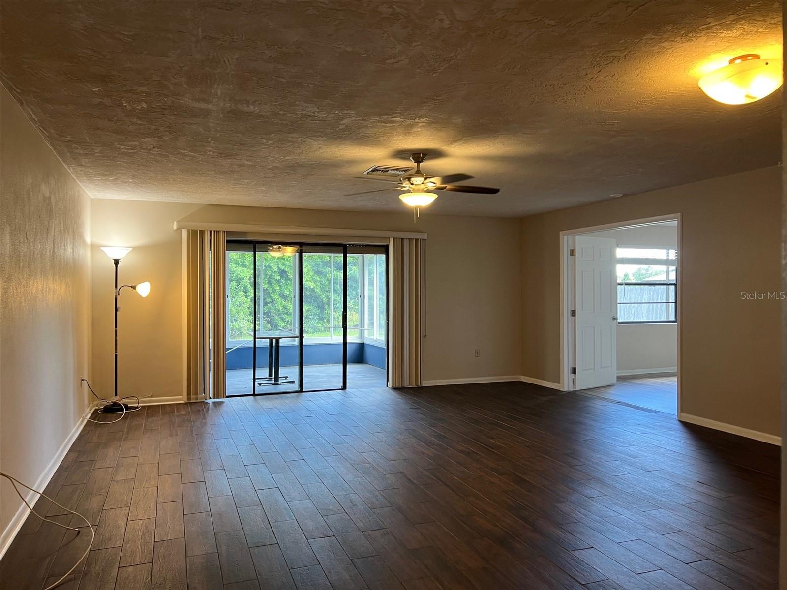 CURLEW GROVES UNIT TWO - Residential Lease