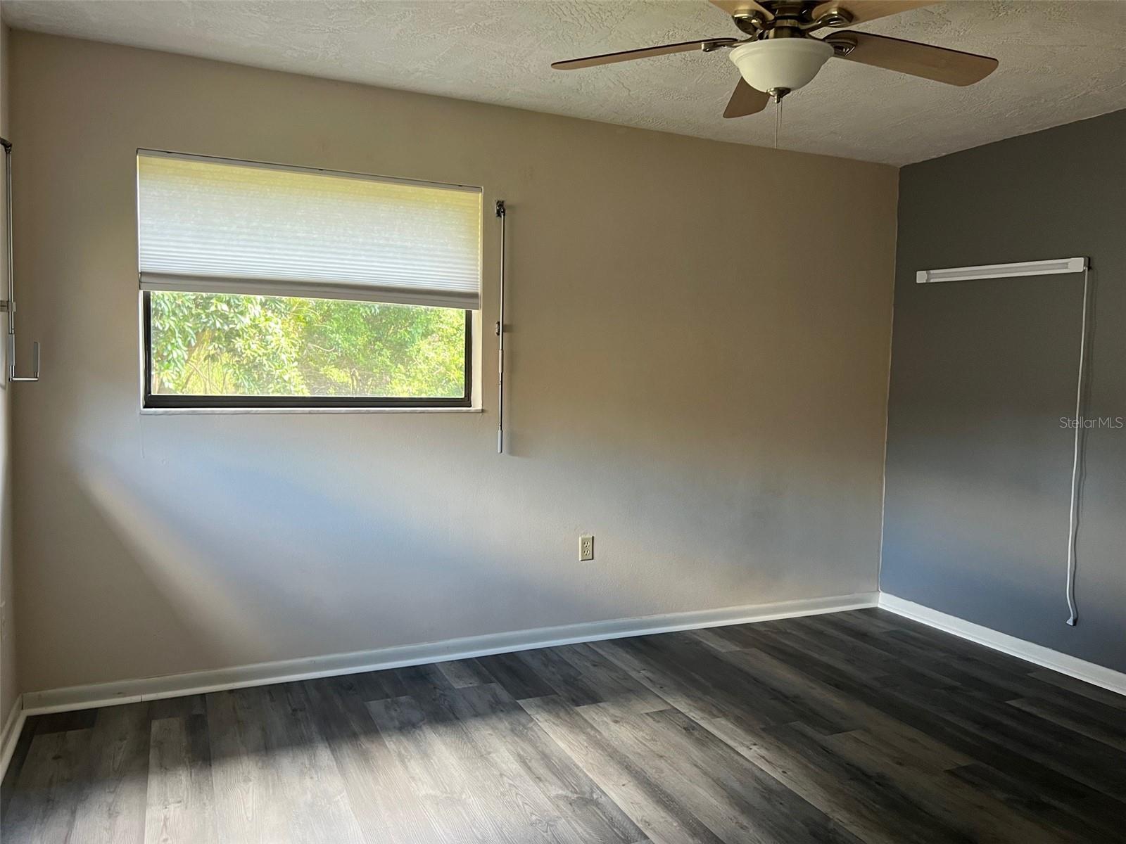 CURLEW GROVES UNIT TWO - Residential Lease