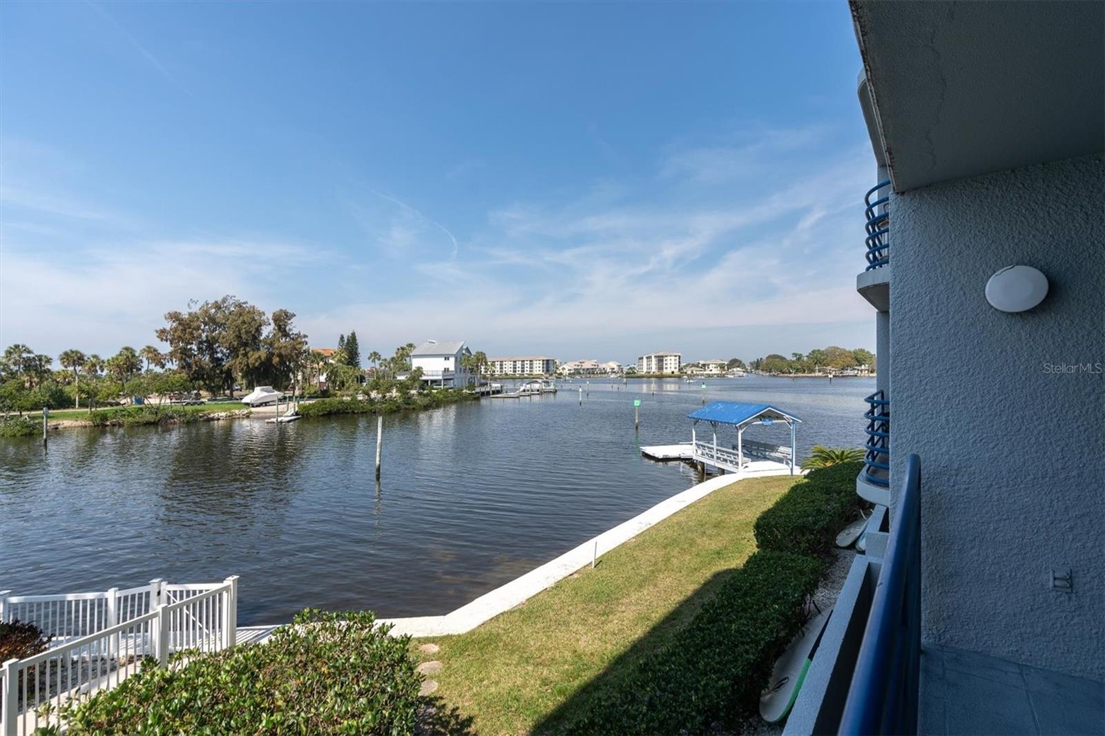 POINTE PLEASANT HARBOUR CONDO - Residential