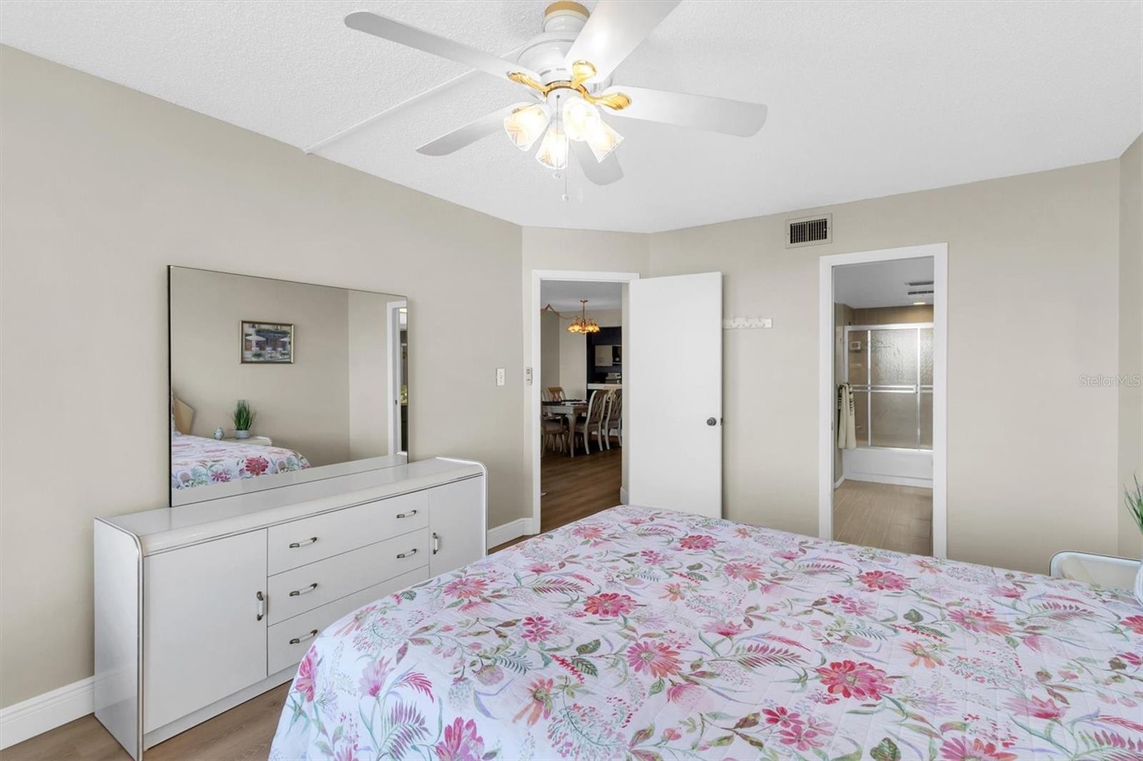 POINTE PLEASANT HARBOUR CONDO - Residential