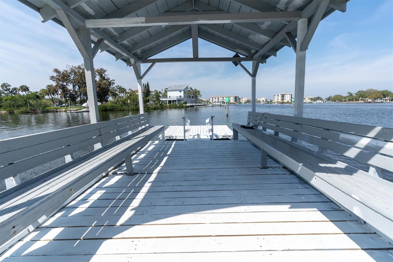 POINTE PLEASANT HARBOUR CONDO - Residential