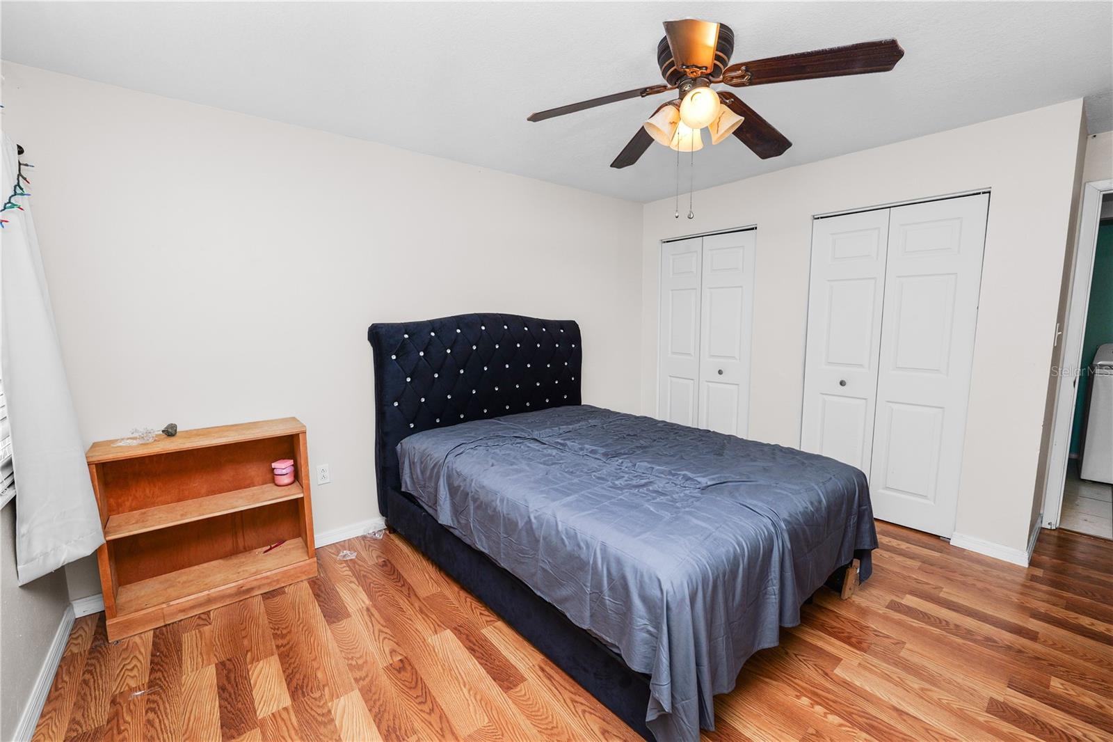 COUNTRY LAKE CONDO - Residential