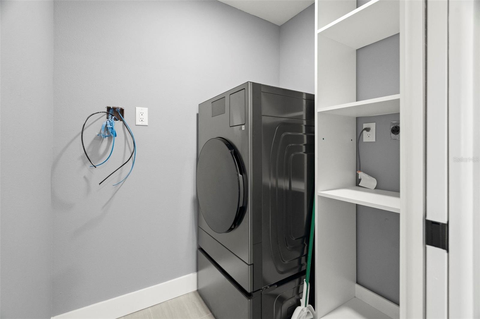 OZONA SHORES 3RD ADD - Residential