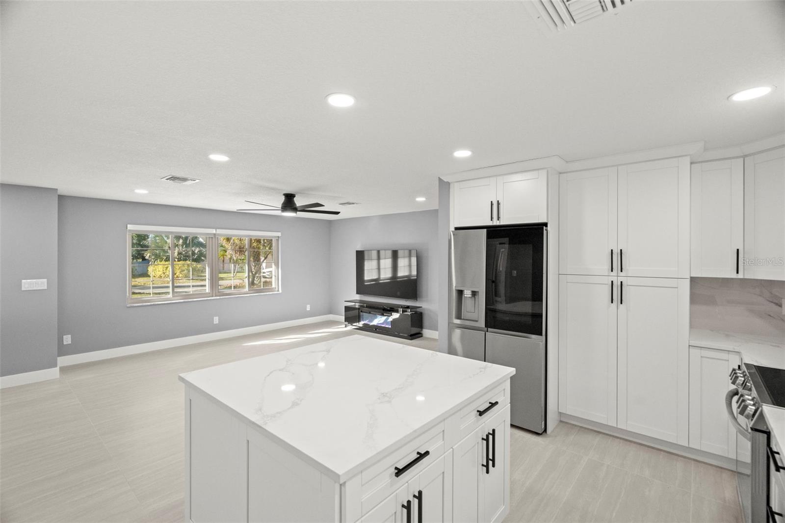 OZONA SHORES 3RD ADD - Residential