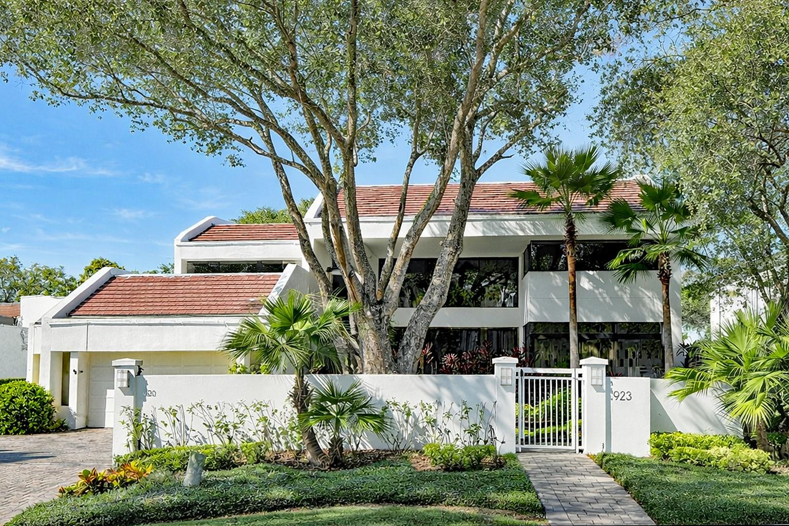 AVILA UNIT 1 - Residential