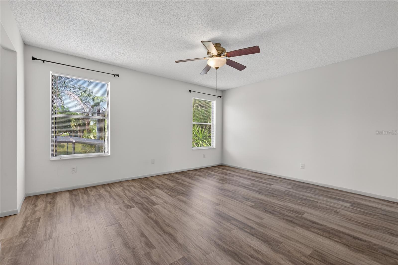 SUMMER WOODS REP - Residential