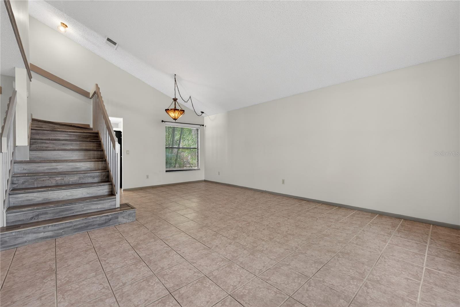 SUMMER WOODS REP - Residential