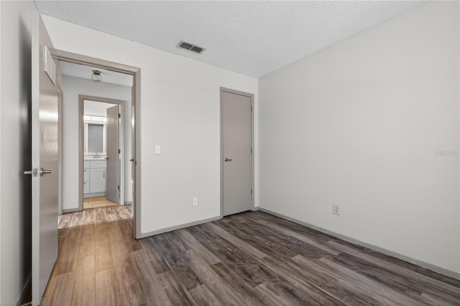 SUMMER WOODS REP - Residential