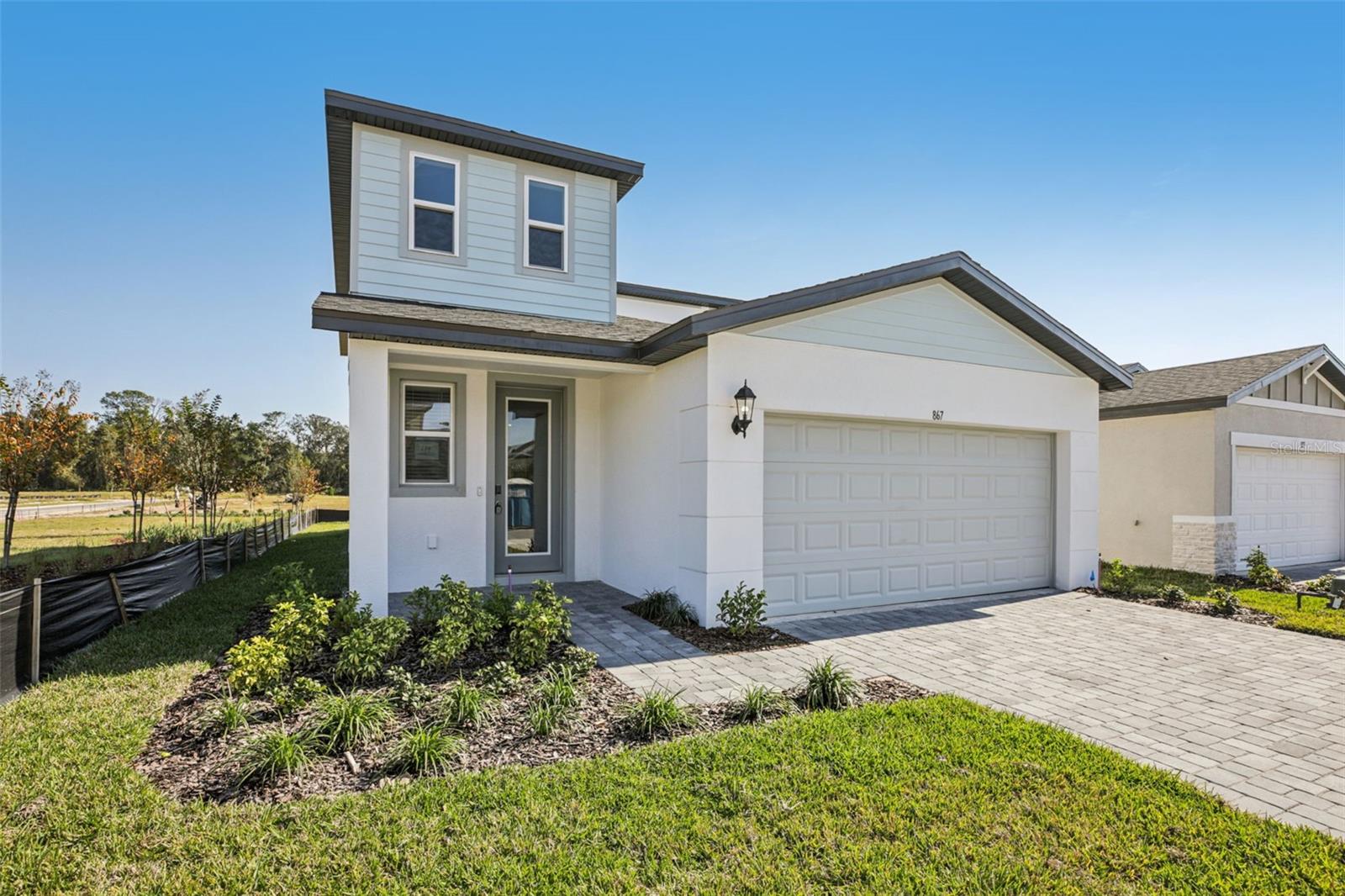 867 SUNSHOWER DRIVE