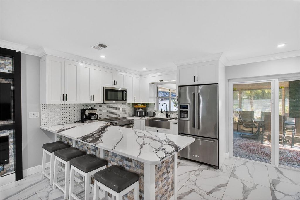 Photo of 7227 118th Circle, Largo, FL 33773 (MLS # TB8456211)