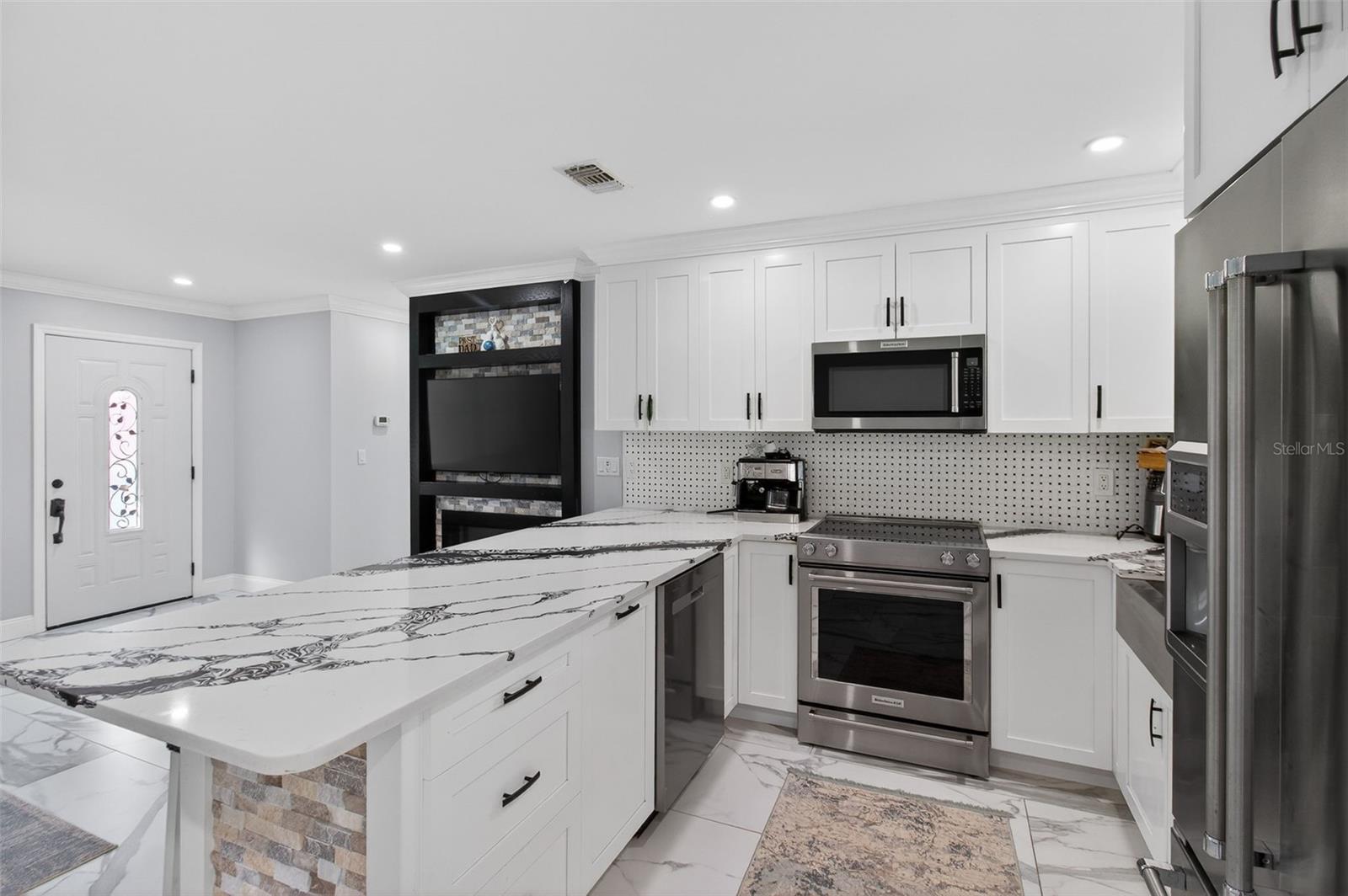 PINEBROOK ESTATES - Residential